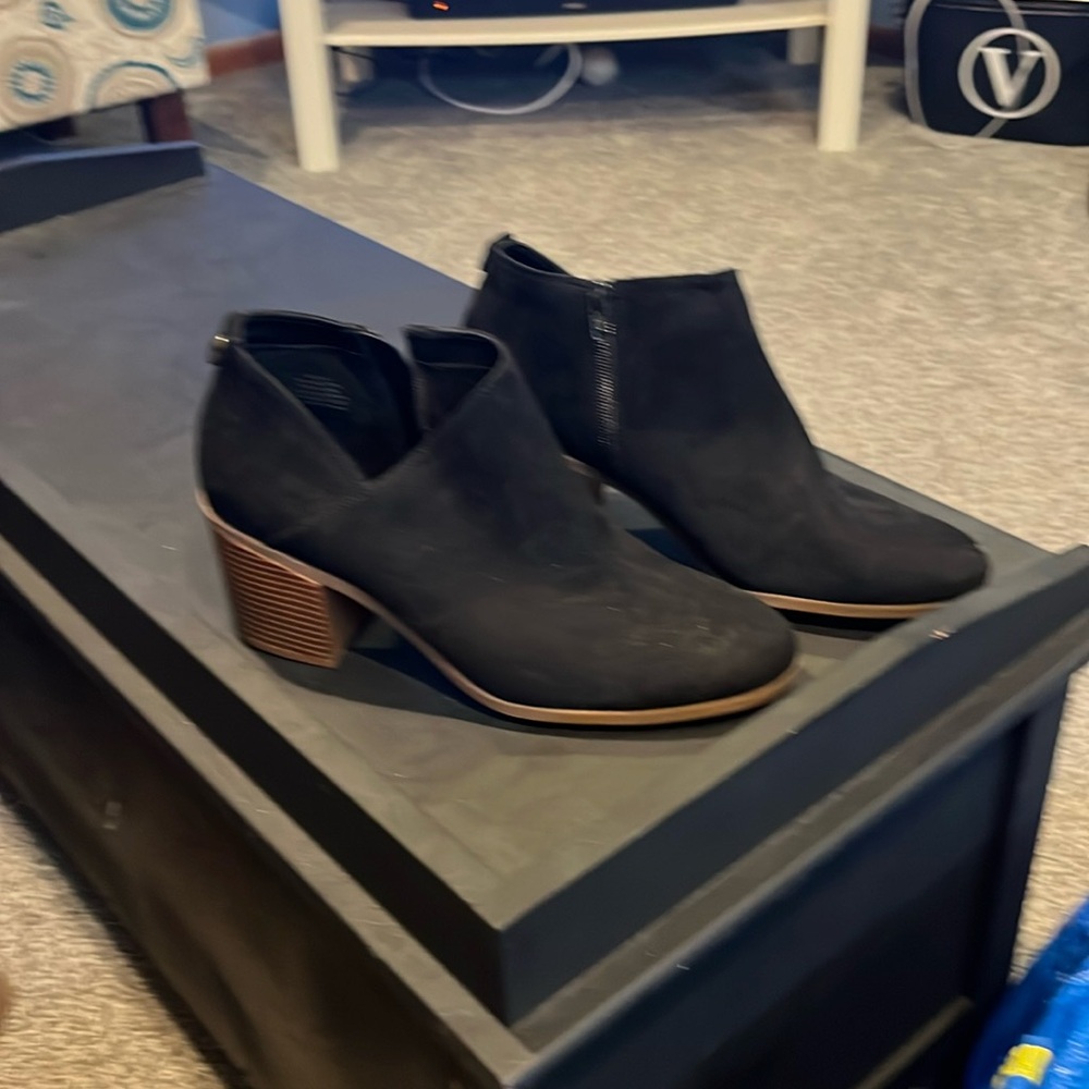 Women’s Size 11 Black ankle boots